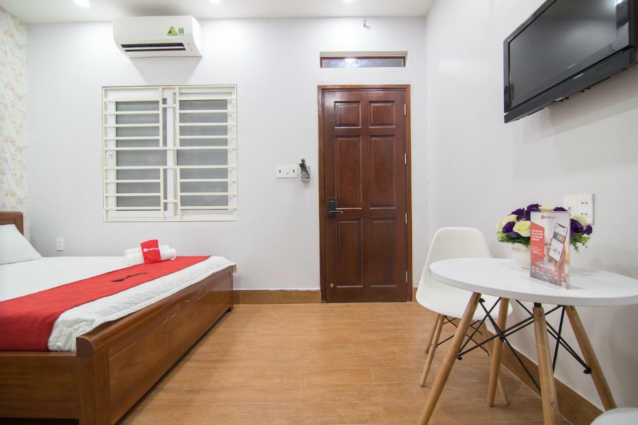 Reddoorz Plus @ Huynh Tan Phat TP. Hồ Chí Minh Ngoại thất bức ảnh