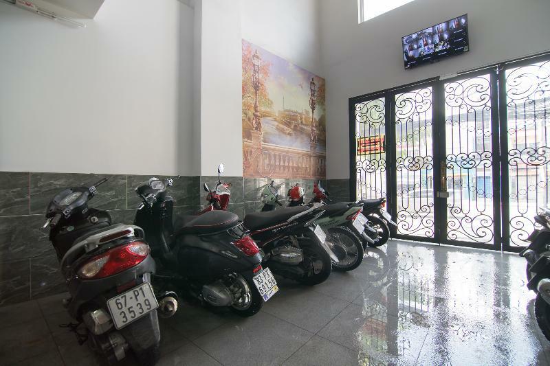 Reddoorz Plus @ Huynh Tan Phat TP. Hồ Chí Minh Ngoại thất bức ảnh